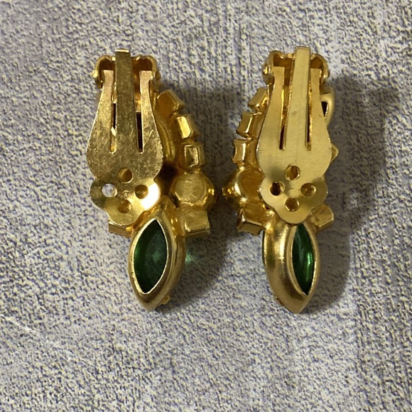 Verified Vintage Juliana D&E Rhinestone Fall Colors Gold Tone Clip On Earrings - Picture 3 of 5